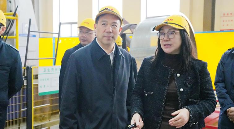 崇川区委书记胡拥军一行莅临我司调研指导,共话技术创新驱动智能装备新未来
